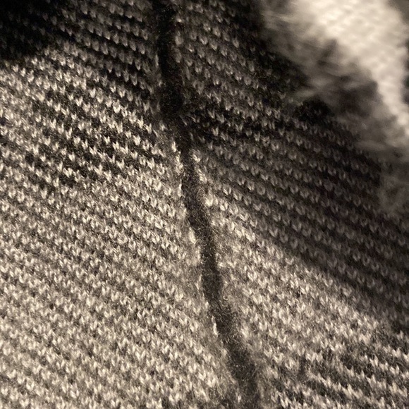 MICHAEL KORS Men’s Woven Beanie Hat Camo One Size Beanie Hat - Picture 6 of 7